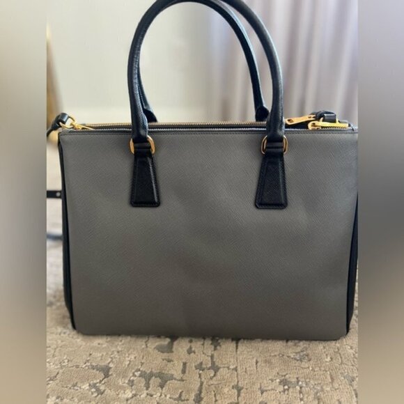 Authentic Prada Saffiano Two Tone Leather Tote - Picture 3 of 15